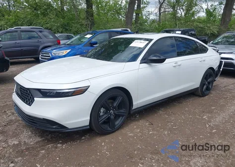 2025 Honda Accord Hybrid Sport-L z USA, uszkodzony, nr VIN 1HGCY2F72SA005527